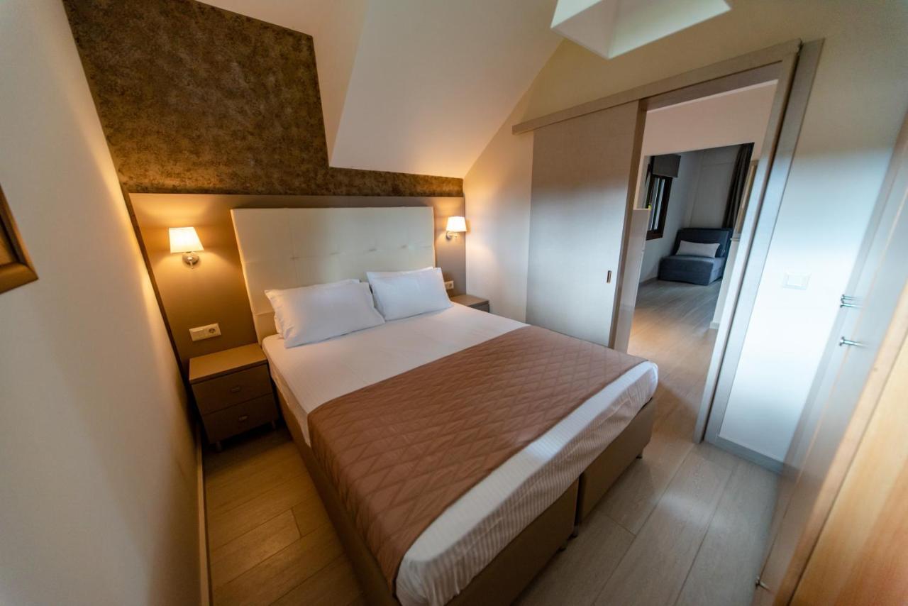 Villa Diamantis Apartments Hanioti Eksteriør bilde